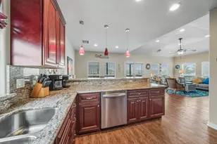 4126 Grayson Dr, Galveston, TX 77554 - Photo 11