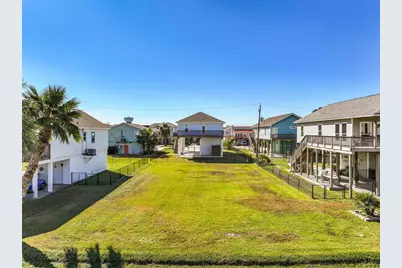 4126 Grayson Drive, Galveston, TX 77554 - Photo 35