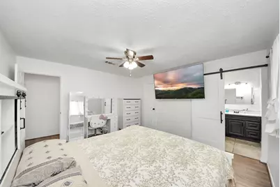 11019 Sageberry Drive, Houston, TX 77089 - Photo 19