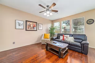 203 W Stedhill Loop, The Woodlands, TX 77384 - Photo 7