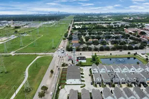 12808 Cozumel Ln, Houston, TX 77045 - Photo 23