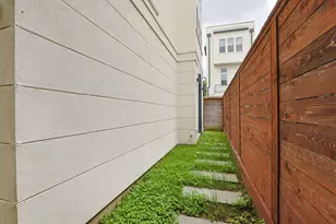 2212 Stuart St, Houston, TX 77004 - Photo 35