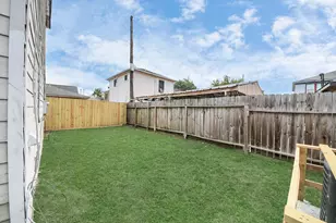 2902 Truxillo St, Houston, TX 77004 - Photo 31
