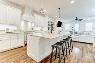 405 W 27th St, Houston, TX 77008 - Photo 5