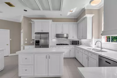 15511 Oaklawn Park Drive, Houston, TX 77069 - Photo 9