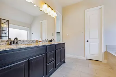 10822 Croftmore Drive, Richmond, TX 77407 - Photo 9