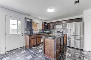 6826 River Bluff Dr, Houston, TX 77085 - Photo 17