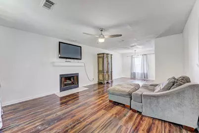 6826 River Bluff Drive, Houston, TX 77085 - Photo 9