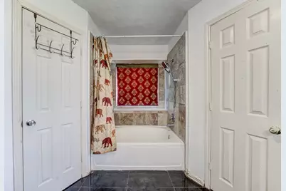 6826 River Bluff Drive, Houston, TX 77085 - Photo 27