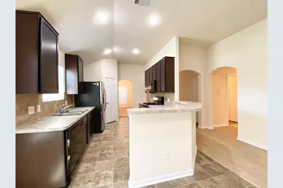 15202 Pecan Landing Drive, Houston, TX 77090 - Photo 11