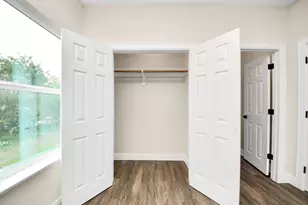 13513 Segrest Dr, Houston, TX 77047 - Photo 23