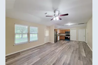 12700 Royal Green Drive, Conroe, TX 77303 - Photo 11