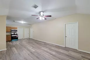 12700 Royal Green Dr, Conroe, TX 77303 - Photo 9
