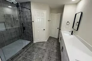 5507 Greenhill Forest Dr, Houston, TX 77088 - Photo 9