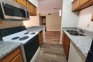 9700 Leawood Blvd, Houston, TX 77099 - Photo 7