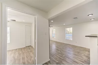 7811 Saint Louis Street, Houston, TX 77028 - Photo 37