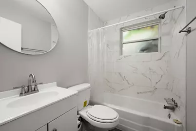 4426 Brookfield Drive, Houston, TX 77045 - Photo 19