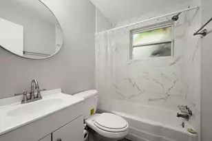 4426 Brookfield Dr, Houston, TX 77045 - Photo 19