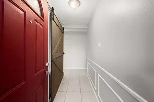 4426 Brookfield Dr, Houston, TX 77045 - Photo 5