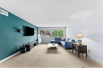 648 S Ripple Creek Drive #648, Houston, TX 77057 - Photo 5