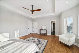 1003 E 28th St, Houston, TX 77009 - Photo 13