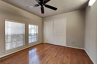 4703 Glasgow Dr, Missouri City, TX 77459 - Photo 3