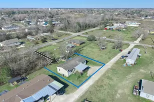 928 Coen Rd, Rosharon, TX 77583 - Photo 3
