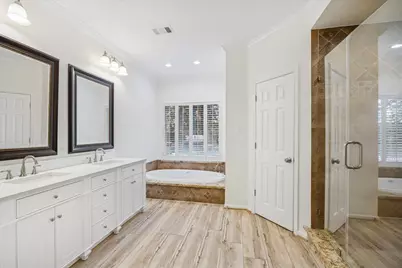 2526 Stephens Grant Drive, Sugar Land, TX 77479 - Photo 11