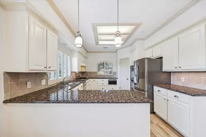 2526 Stephens Grant Drive, Sugar Land, TX 77479 - Photo 7