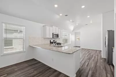 25702 Bottlebrush Sedge Street, Katy, TX 77493 - Photo 9