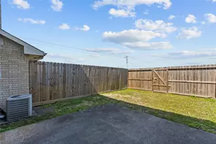 105 Green Isle Ave Ave, Dickinson, TX 77539 - Photo 13