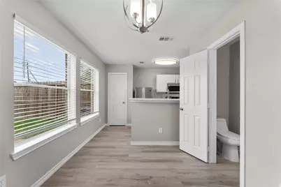 105 Green Isle Ave Avenue #105, Dickinson, TX 77539 - Photo 3