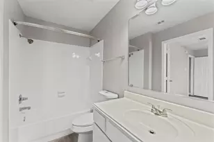 105 Green Isle Ave Ave, Dickinson, TX 77539 - Photo 11