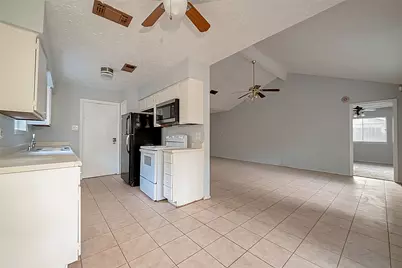 7035 Foxfield Lane, Humble, TX 77338 - Photo 11