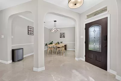 4706 Hickory Branch Lane, Sugar Land, TX 77479 - Photo 9