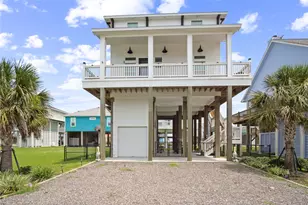 2630 Breaker Dr, Crystal Beach, TX 77650 - Photo 5