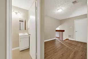 12322 Meadow Ridge Dr, Stafford, TX 77477 - Photo 23