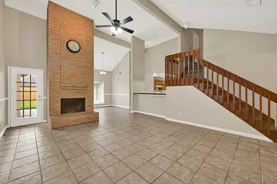 12322 Meadow Ridge Drive, Stafford, TX 77477 - Photo 7