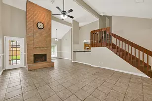 12322 Meadow Ridge Dr, Stafford, TX 77477 - Photo 7