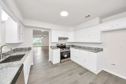 13406 Melcher Drive, Houston, TX 77045 - Photo 19