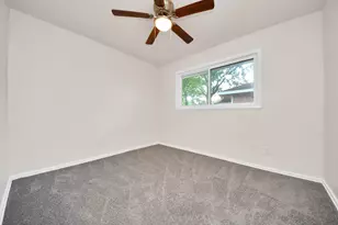 13406 Melcher Dr, Houston, TX 77045 - Photo 25