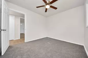 13406 Melcher Dr, Houston, TX 77045 - Photo 27