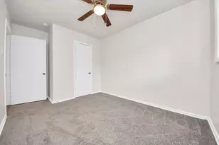 13406 Melcher Dr, Houston, TX 77045 - Photo 29