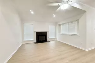 236 Almond Dr, Lake Jackson, TX 77566 - Photo 7
