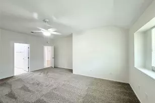 236 Almond Dr, Lake Jackson, TX 77566 - Photo 15