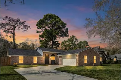 7427 Willow Oak Drive, Baytown, TX 77521 - Photo 1