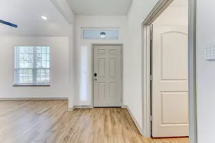 204 Shoreview Dr, Conroe, TX 77303 - Photo 7