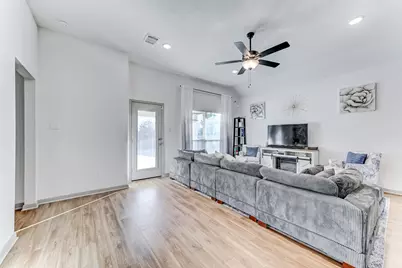 204 Shoreview Drive, Conroe, TX 77303 - Photo 19