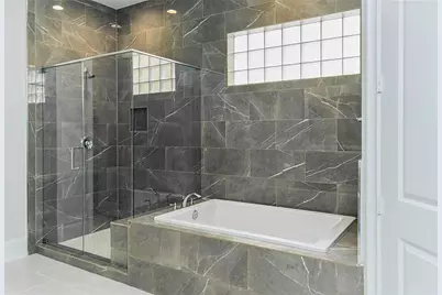 7715 S Fall Run Crossing, Houston, TX 77055 - Photo 11