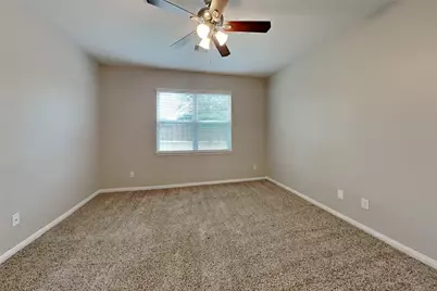 9156 Nina Road, Conroe, TX 77304 - Photo 9